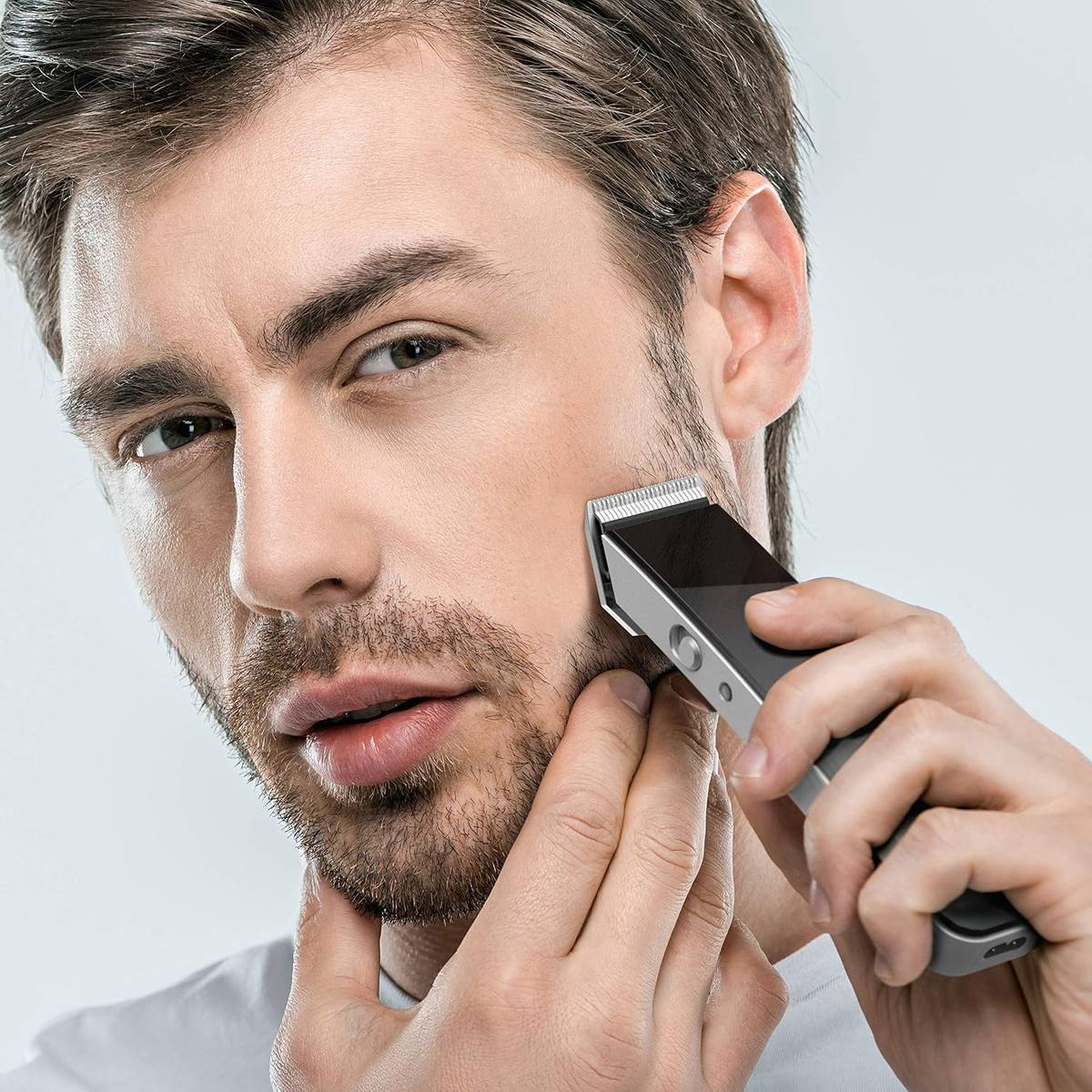 Best Beard Trimmer for Men (2026 Buyer's Guide)